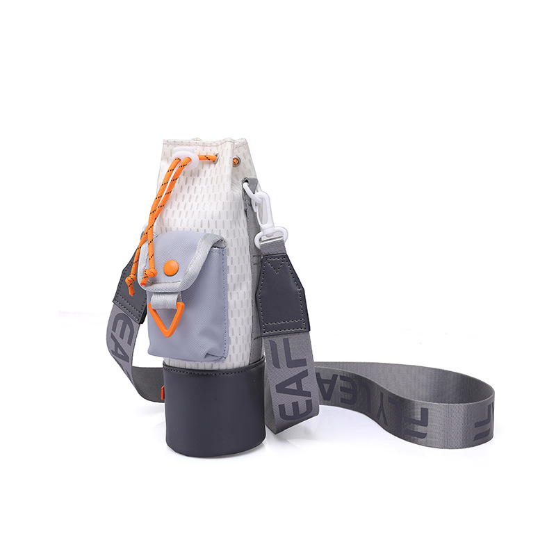 大容量保温杯套 通用网红儿童斜跨背带塑料水壶保护套1300-1700ml