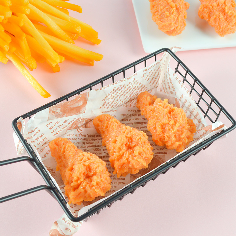 New model of simulated chicken mid-wing food play food model chicken legs, chicken wings, fried chicken keychain pendant, shooting props and decorations