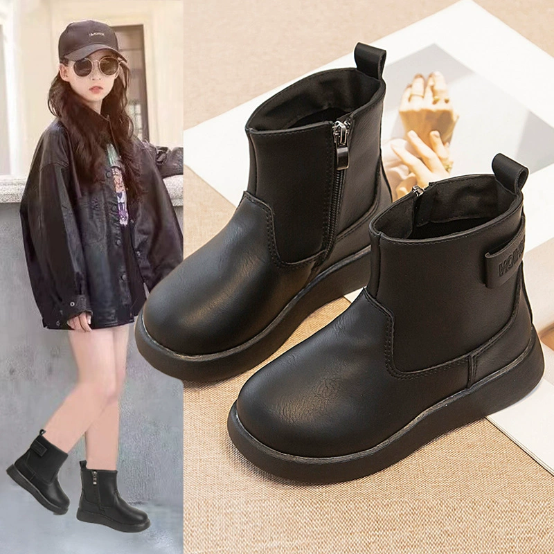 Ботинки Martin для девочек Детские ботинки 2023 Новые весенне-осенние большие детские черные короткие сапоги Одиночные сапоги с жареной улицей Осенние кожаные сапоги