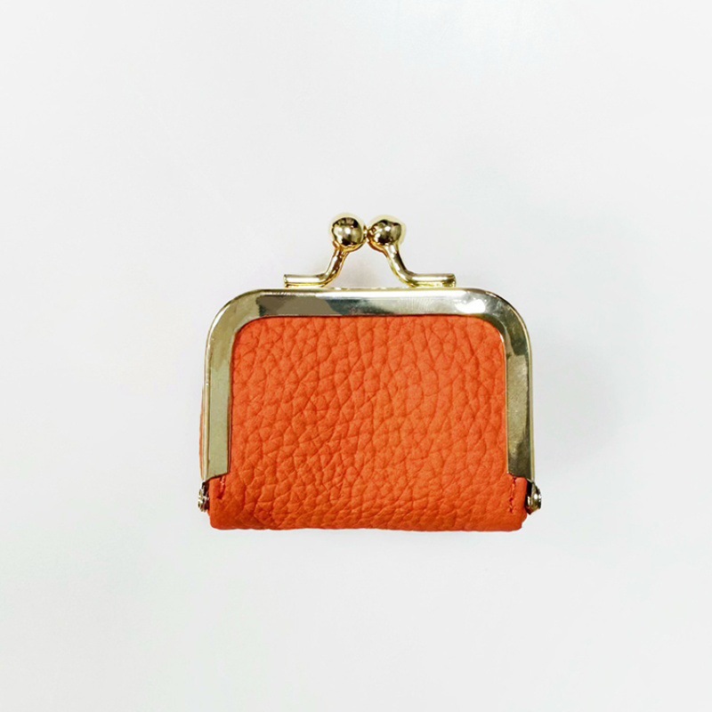 주황색