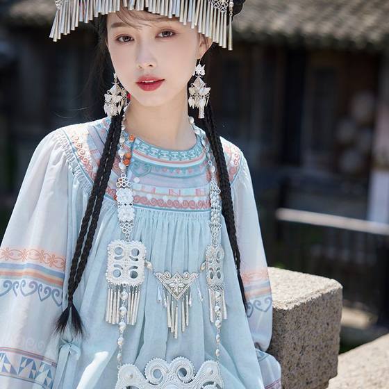New Exotic Style Xishuangbanna Miao Girl Nationality Phoenix Ancient City Online Red Travel Photo Photography Clothing