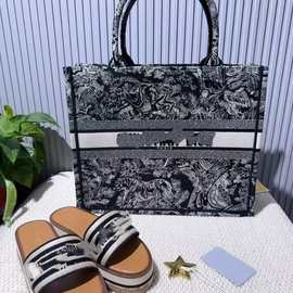 2025年新款经典百搭套装手提单肩斜挎女士包包