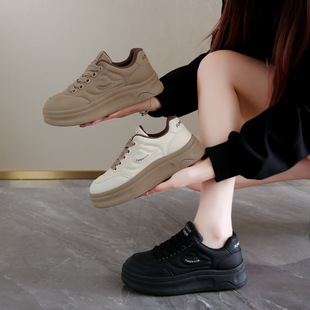 White Shoes 2024 Autum New Round-Toe Lace-Up Thick-Soled Sports and Casual Shoes Women's Running Sneakers Are Comfortable and Versatile