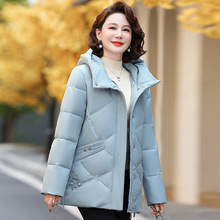 专柜防寒短款羽绒服女2025新款时尚气质优雅中年妈妈高档连帽外套