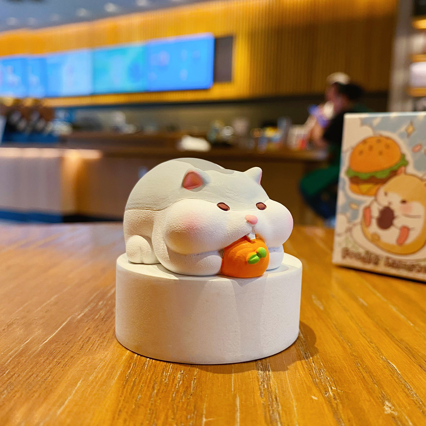 Оригинальные украшения серии Foodie Hamster в оранжевом стиле