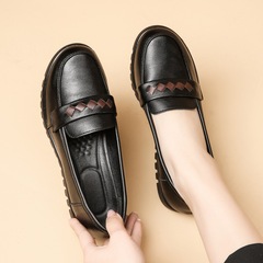 KFC work shoes for women, comfortable and soft, anti-slip, hotel restaurant kitchen leather shoes, mother's single shoes, comfortable flat shoes