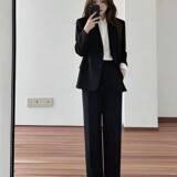 Áo khoác vest đơn + Quần tây ống đứng màu đen tuyền