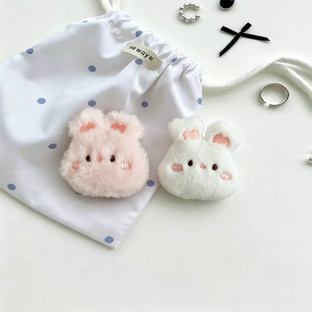 Cartoon Pig, Bear, and Chicken Plush Brooches, Bag Charms, Hair Clips, Hairbands, Shoe, Clothing, Hat, and Sock Decoration Accessories