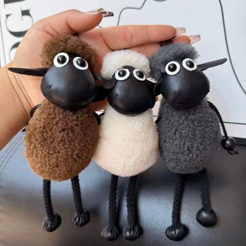 Internet Celebrity Shaun the Sheep Keychain Couple Version Car Pendant Cute Plush Doll Bag Decoration Gift Wholesale