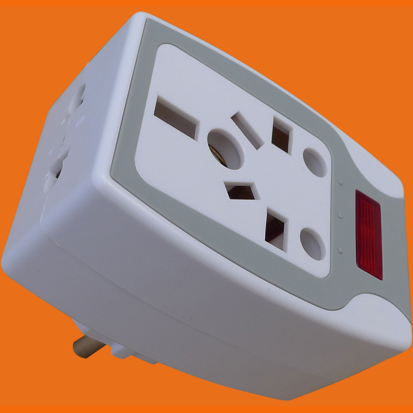 供应一转三　带接地　多功能欧式转换器插头（P7035）