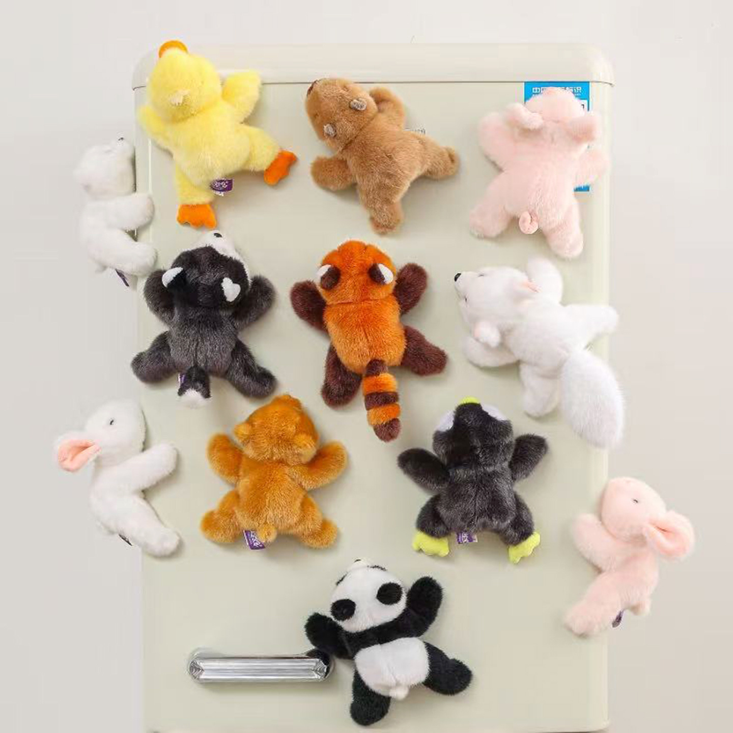 非常宝贝香香软吸宝黄鸭海豚冰箱贴磁吸小浣熊玩偶掌中宝桌伴批发