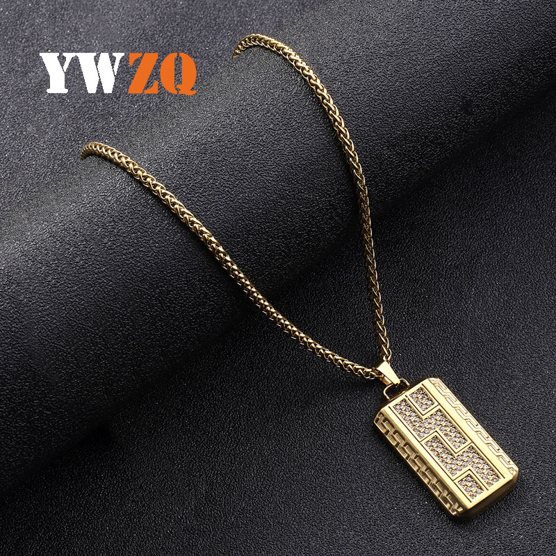 Transfronterizo caliente suministro de acero inoxidable personalidad Luz de lujo joyería de lujo Diamante de oro titanio colgante de acero collar fabricante