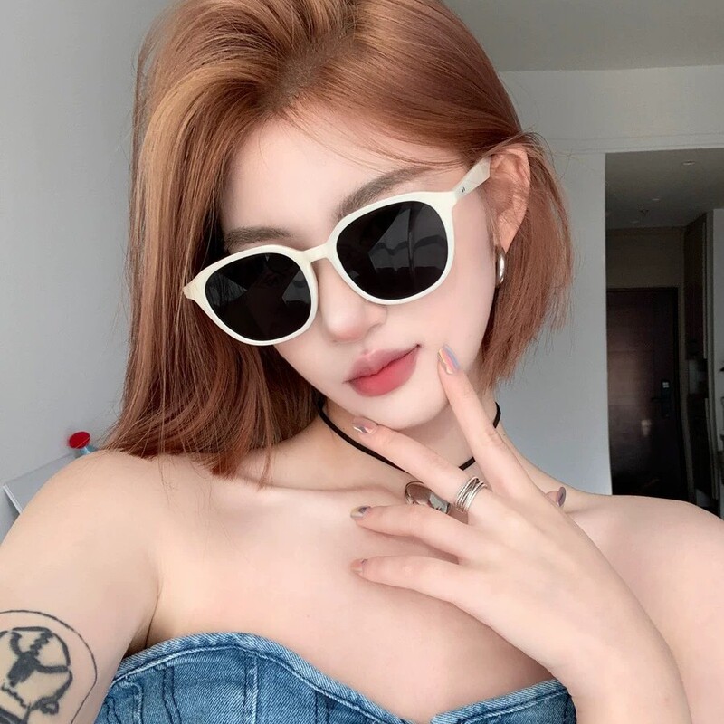 New Retro Large-frame Sunglasses Women's High-end Sense Korean-style Internet-famous Street Photoshoot Sunscreen Glasses Square Face Slimming Sunglasses