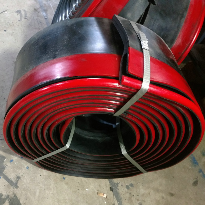 皮带机双密封防溢裙板   各种规格放溢裙板 导料槽密封挡煤皮子