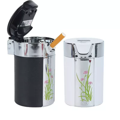 Car ashtray, with a cover, multifunctional, for car
