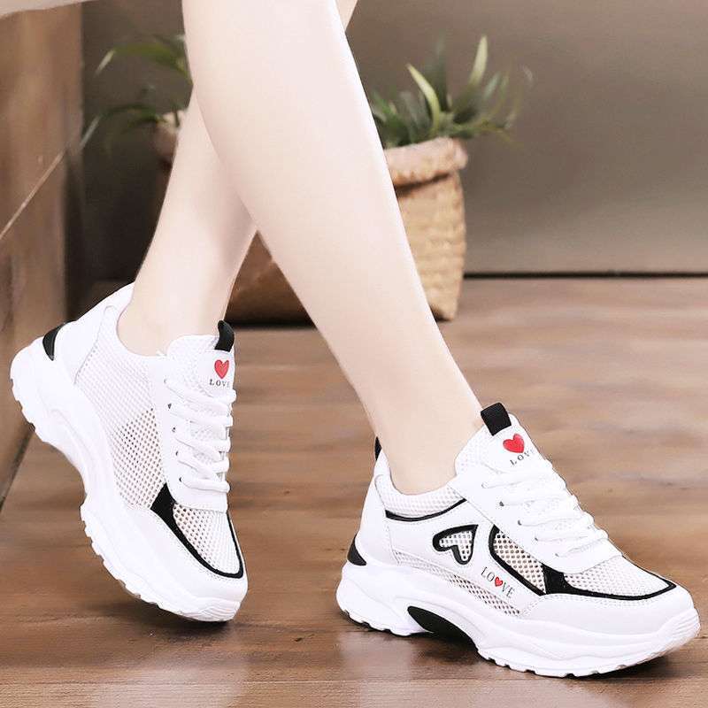 2025 Breathable New Sports Shoes Women's Mesh Shoes Summer Versatile Mesh Soft Sole Casual Women's Travel Shoes Women's Shoes