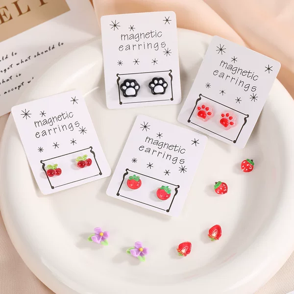 Magnetic ear clips for women without pierced ears, resin earrings for students, cherry and strawberry fruit earrings, cute cat paw magnetic ear accessories