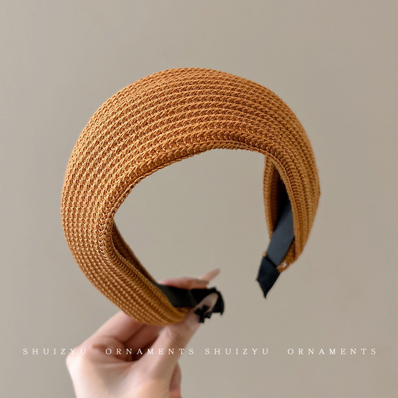 Diadema de gamuza de ala ancha retro gris para mujer 2025 nuevo estilo de gama alta otoño e invierno cabello de presión superior del cráneo alto para lavarse la cara diadema