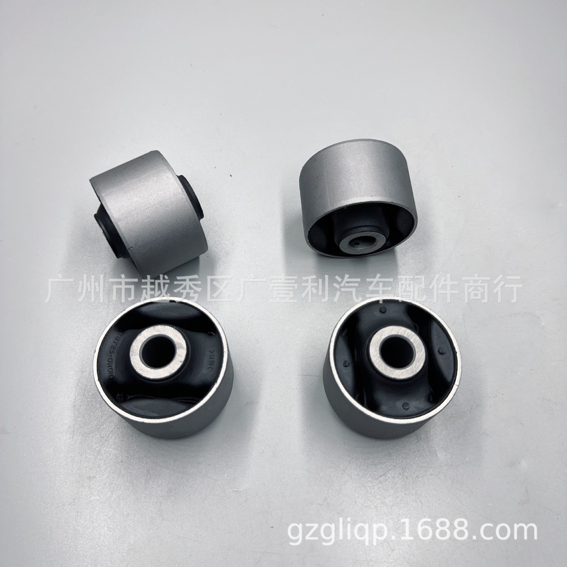 Applicable to 48725-0R010 48702-42010 RAV4 ACA33 ASA44 rear lower arm large rubber sleeve