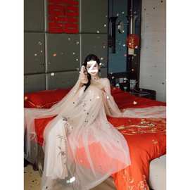 新中式晨袍新娘结婚订婚拍照仙女长裙高级感小众轻婚纱礼服连衣裙