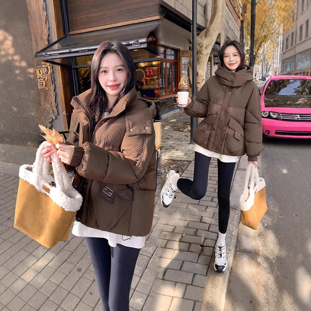 2025 nueva ropa de algodón de invierno corto coreano chaqueta suelta de moda pequeña chaqueta de algodón gruesa