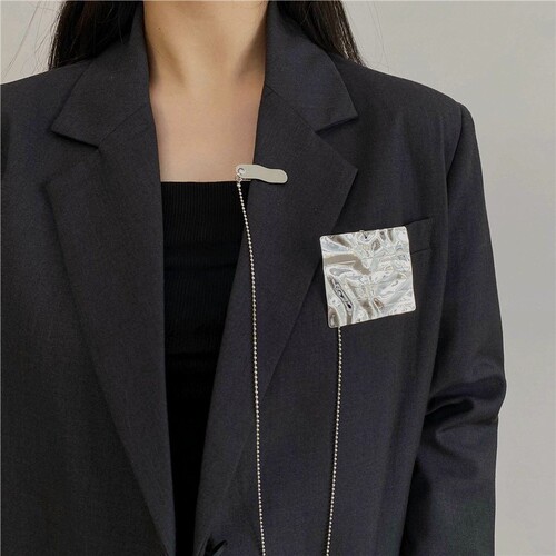 Ins-style hip-hop personality chain metal western accessories tassel heart trend influencer couple pin brooch for men and women