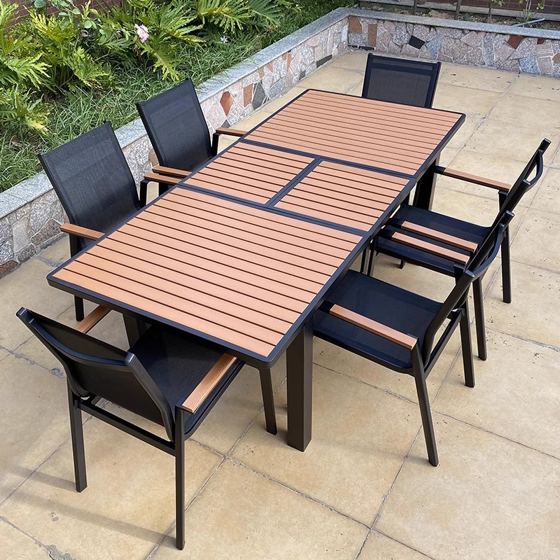 Mesas y sillas de madera de plástico estirado al aire libre, patio, villa, jardín, terraza, hotel, casa de familia, muebles de ocio, lluvia y protección solar