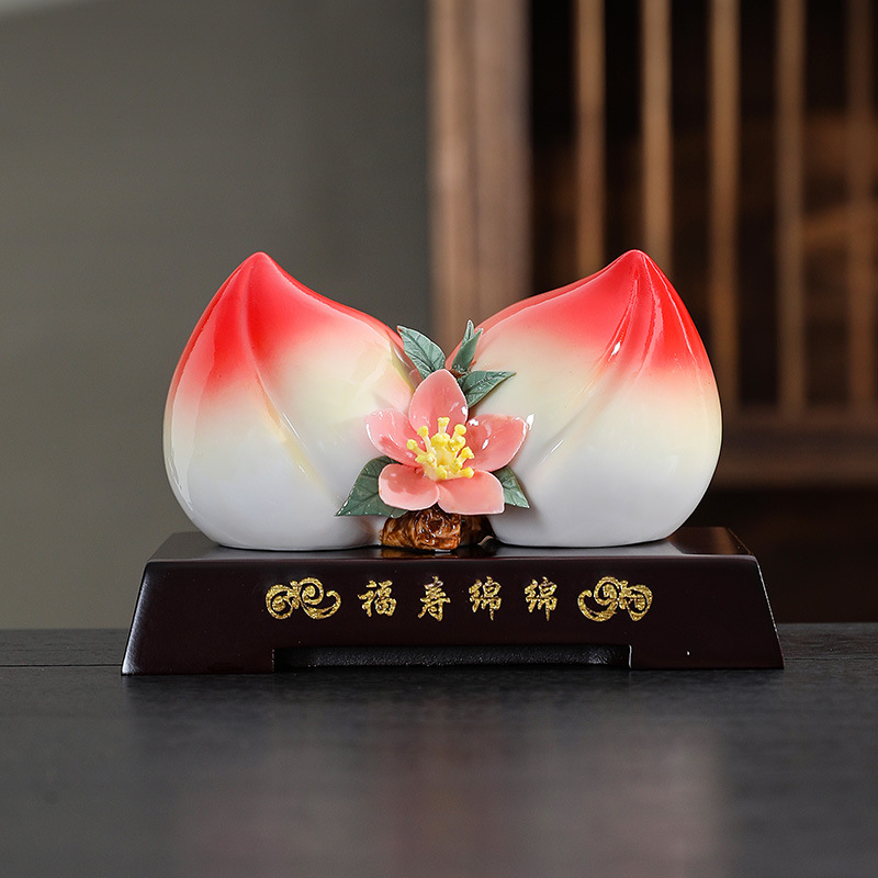 陶瓷寿桃摆件创意老人生日仙桃礼品送长辈贺寿礼物蟠桃捏花装饰品