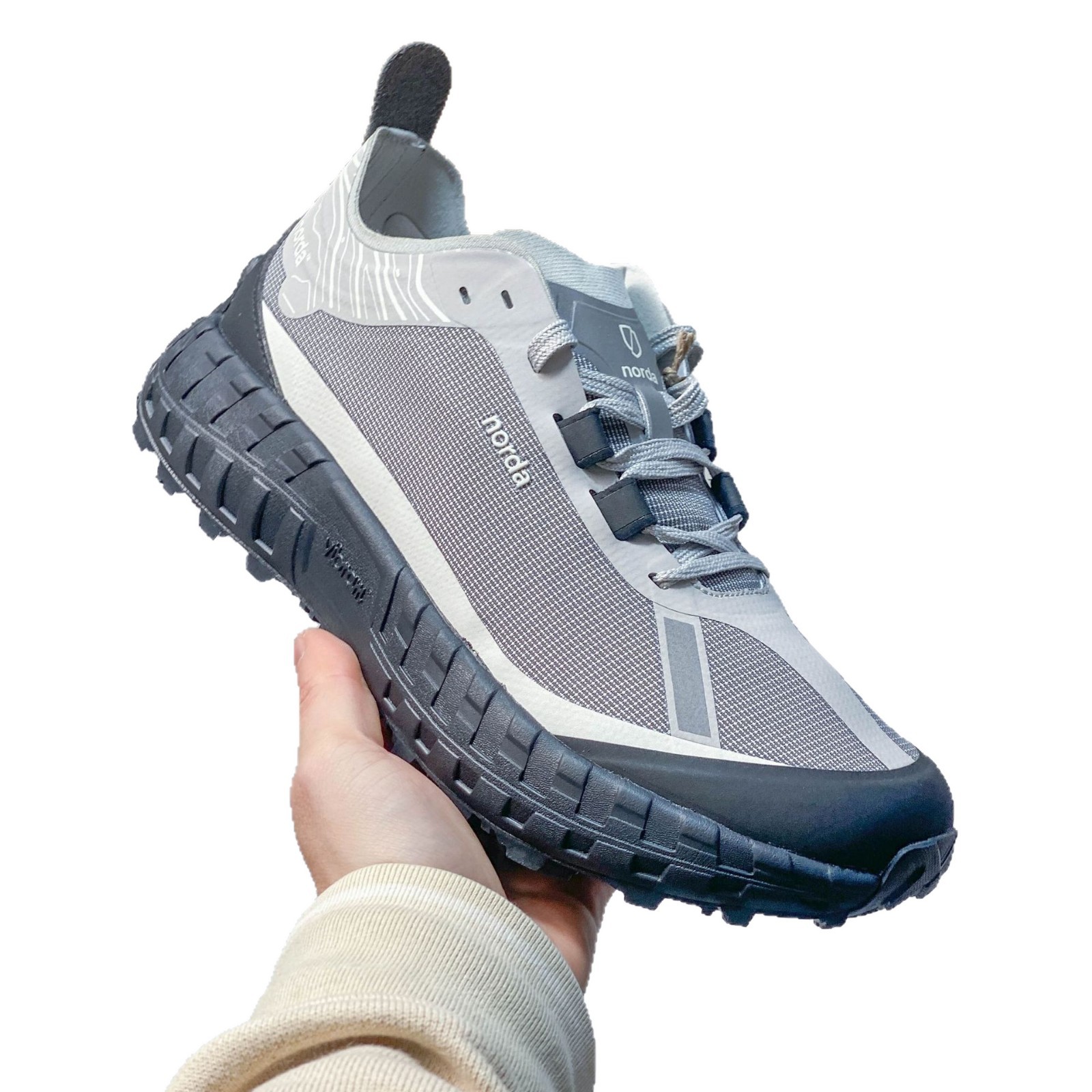 Comercio exterior de alta versión zapatillas de corrida de malla de campo NORDA NODA 001 zapatillas de nicho casual
