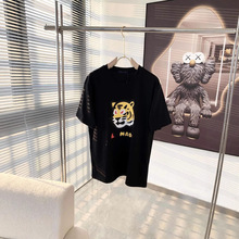 �߰汾 �H��t��25�¿��ļ���ĸlogoӡ�����e�ٴ�ɈA�I������Ů