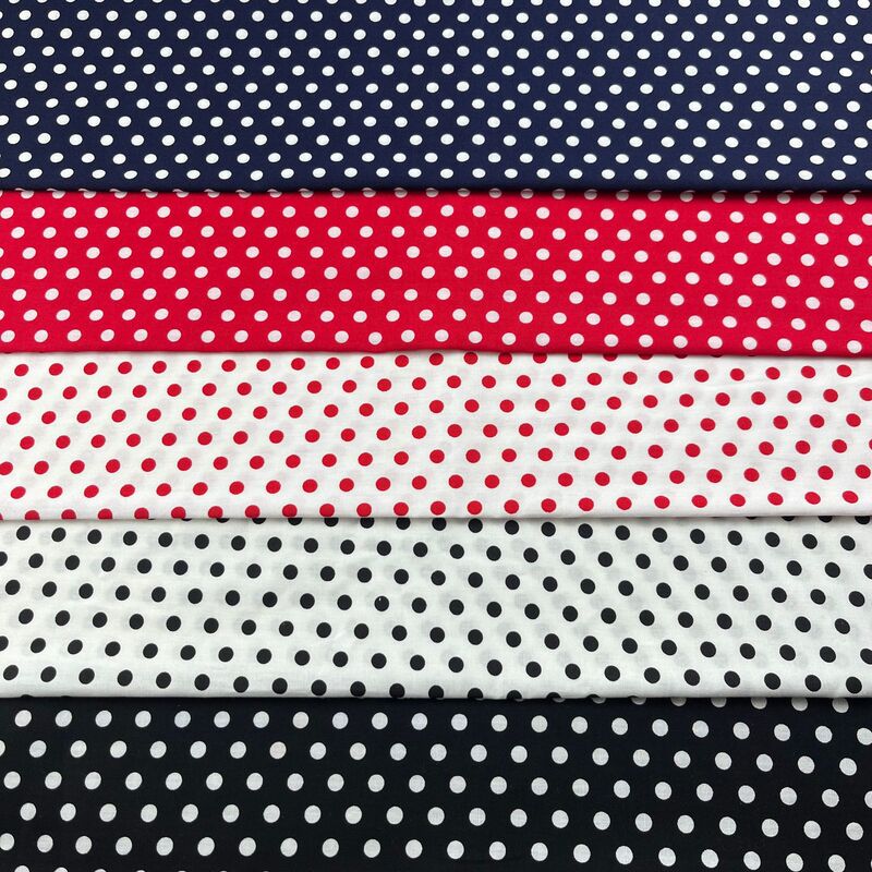 40 cotton poplin printed fabric 0.6cm dot printing in stock goods 40 cotton poplin printed fabric 0.6cm dot printing in stock goods