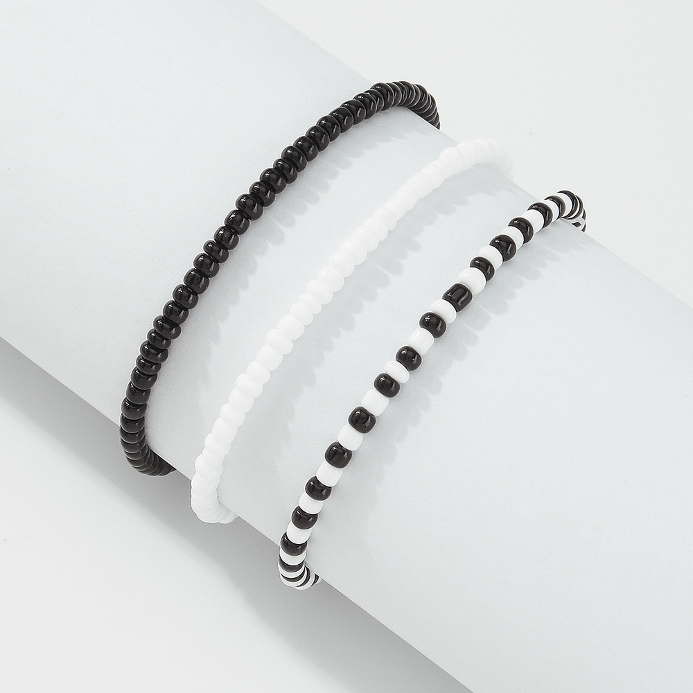Bracelet De Perles Noires Et Blanches De Style Ethnique En Gros Nihaojewelry display picture 6