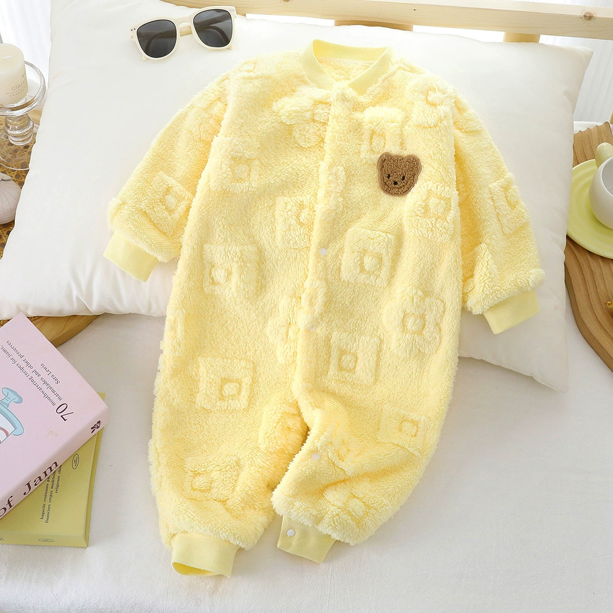 新款连体衣儿童连身衣双面绒宝宝睡衣家居服秋冬睡袋按扣外穿哈衣