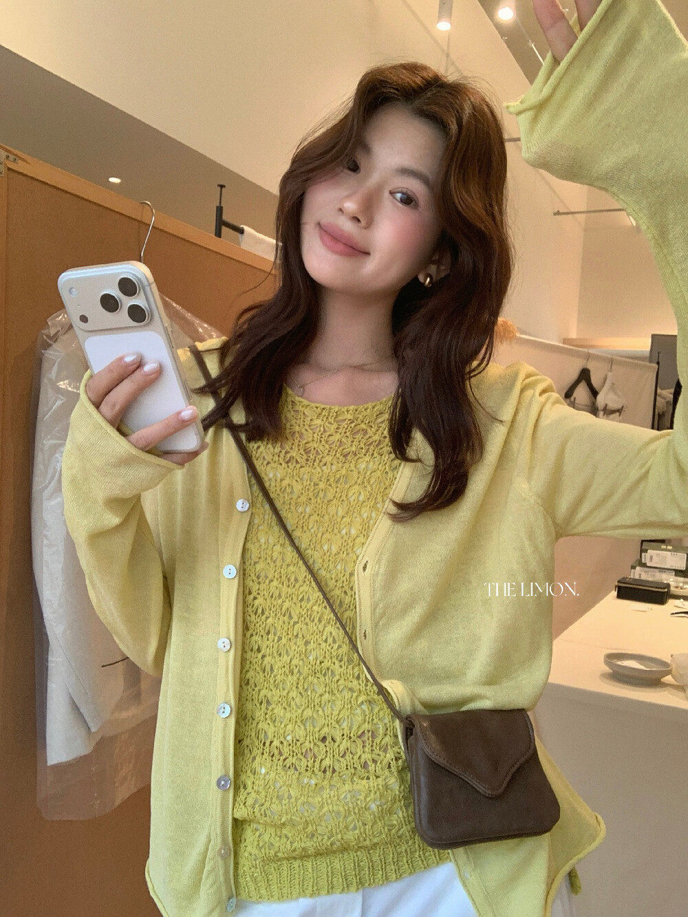 Áo khoác cardigan V-neck dệt kim sợi tencel linen chống nắng mỏng nhẹ xuân hè — Đỏ thẫm, Xám cacbon, xám đậm, trắng ngà chi tiết 11