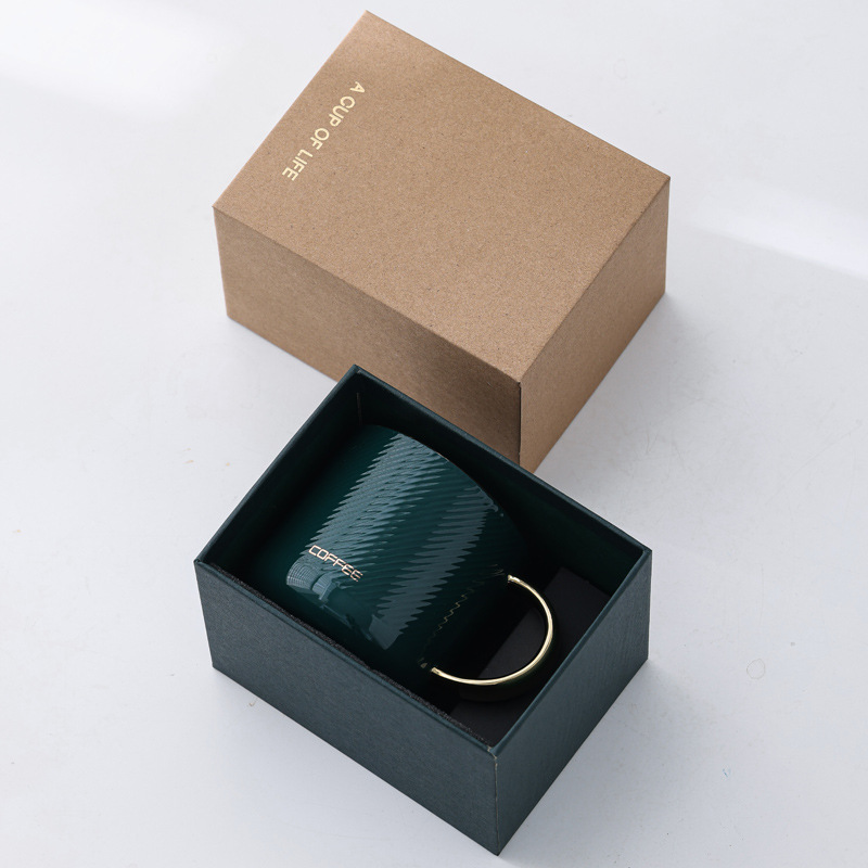 Tazas de cerámica chapadas en oro tazas de agua tazas creativas tazas de café de moda LOGO regalos al por mayor