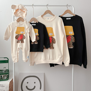 Parent-child wear autumn and winter New bear three-dimensional hat family three-four-mouth sweater mother-daughter wear western style romper