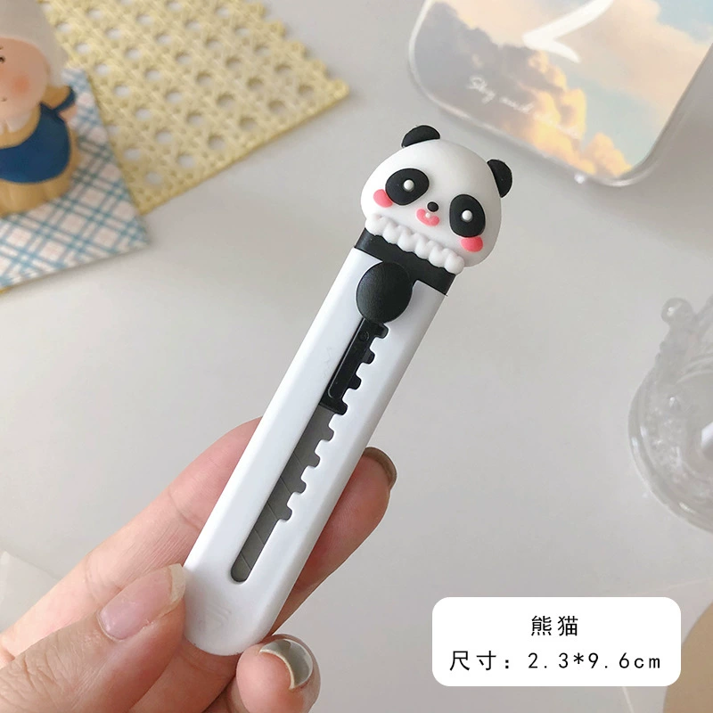Small cute three dimensional cartoon pocket knife for elementary school students, handmade