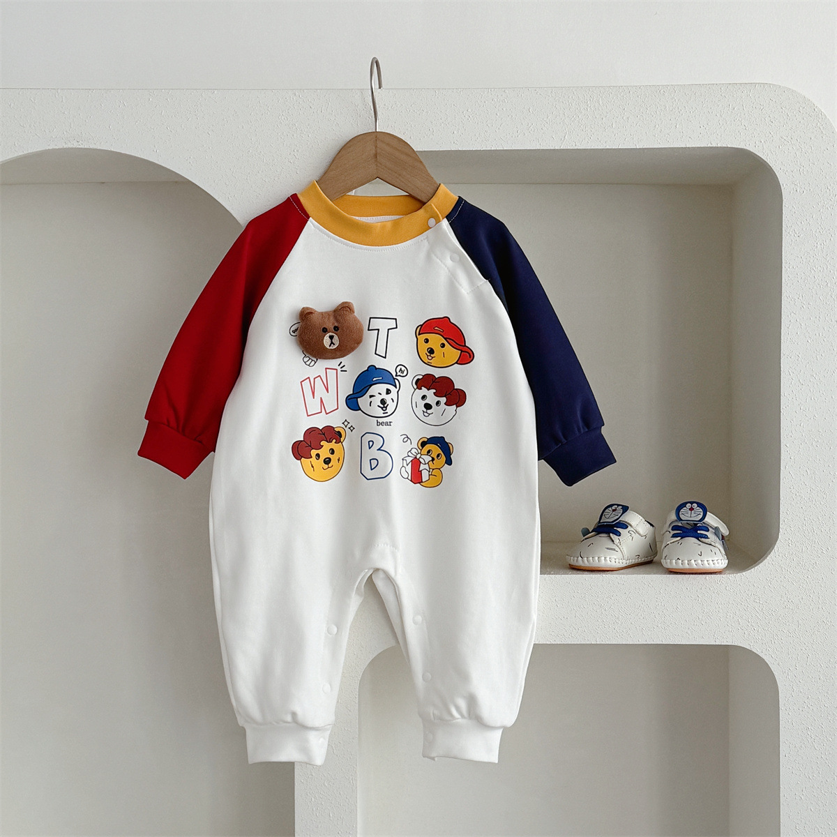 2025春モデル大集合! ファッションの赤ちゃんの服A綿は柔らかくて快適です。