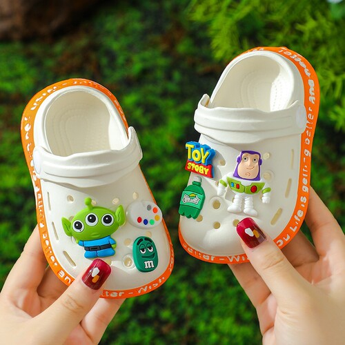 Children's Croc Shoes Summer Buzz Lightyear Cartoon Slippers Home Furnishing Girls Baby Little Boys Non-Slip Sandals for Outerwear