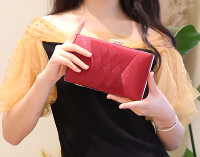 跨境风潮手抓包大气简洁手拿晚宴包好搭宴会包时尚绸缎包7315|ms