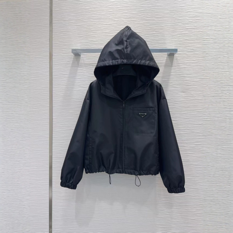 Nanyou Women's Clothing 2026 Autumn P Brand New Casual Versatile Triangle Logo Drawstring Hooded Long Sleeve Jacket Nanyou Women's Clothing 2026 Autumn P Brand New Casual Versatile Triangle Logo Drawstring Hooded Long Sleeve Jacket