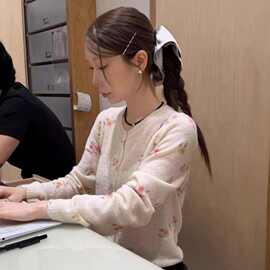 现货 2026韩国东大门早秋碎花甜美温柔小清新薄款针织开衫外套女