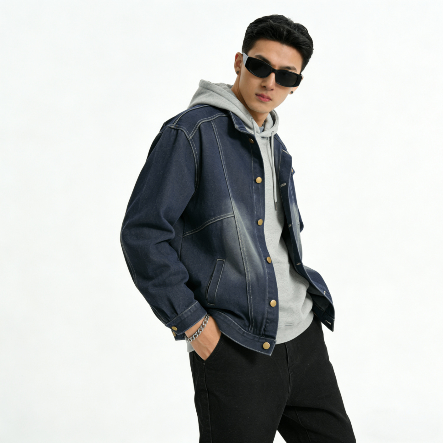 Retro-Jeansjacke im Used-Look mit Stehkragen, lässiger Streetwear-Stil für Damen und Herren_voghion.com