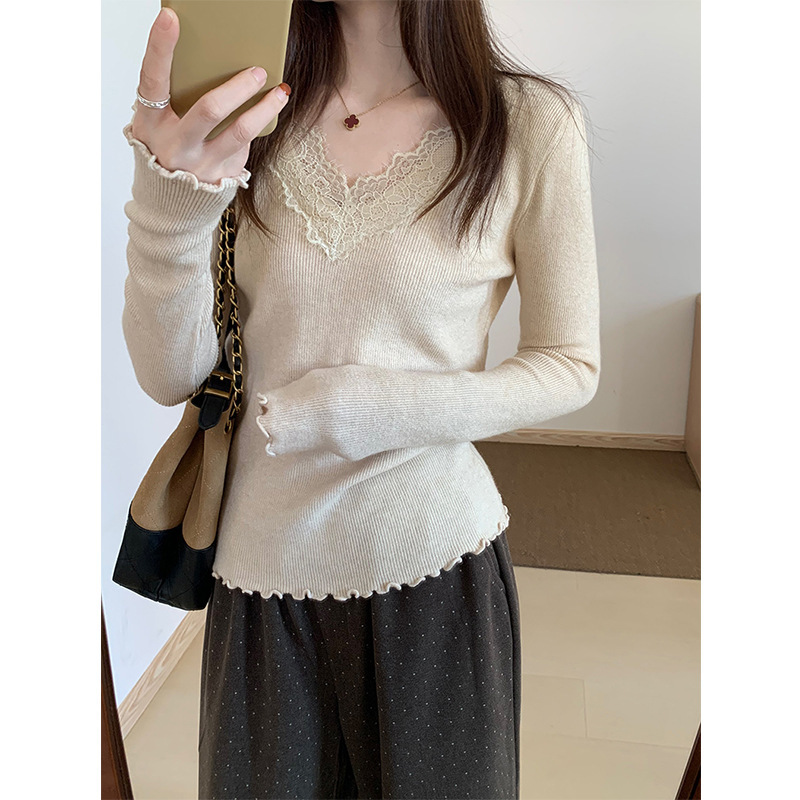 2025 New Autum French Eyelash Lace Splicing V Neck Slim Knitted Bottoming Shirt for Women Korean Style Top