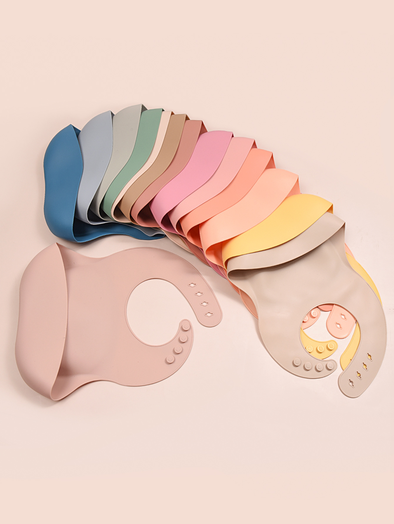 단색 무작위 조각