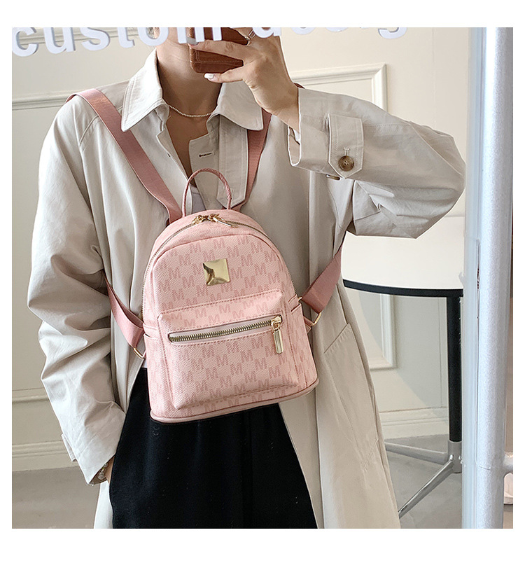 Fashion Minimalist Preppy Style Backpack Travel Simple Western Style Girl's Backpack 2021 New Summer Little Fresh Ins display picture 5