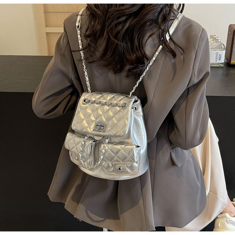 小香風雙肩背包女2024新款高級感百搭手拎單肩斜跨包旅行包通勤包