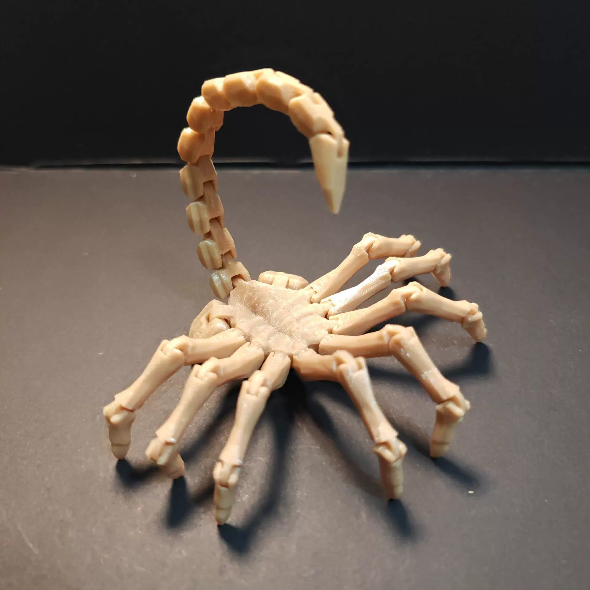 3d打印抱脸虫异形关节可动儿童创意整蛊宠物玩具礼物车载摆件装饰