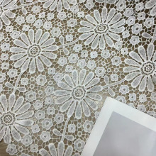 轻奢气质花边面料牛奶丝满幅水溶刺绣蕾丝花朵镂空时尚服装辅料