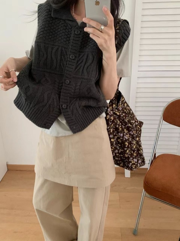 法式复古绞花宽松叠穿针织马甲背心开衫女士秋冬灰色毛衣短款上衣|undefined